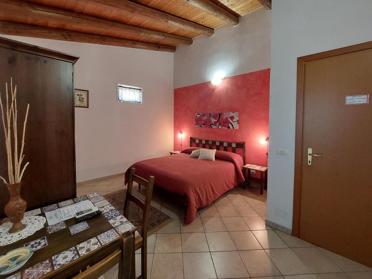 Cloris Guest House Noto Exterior foto